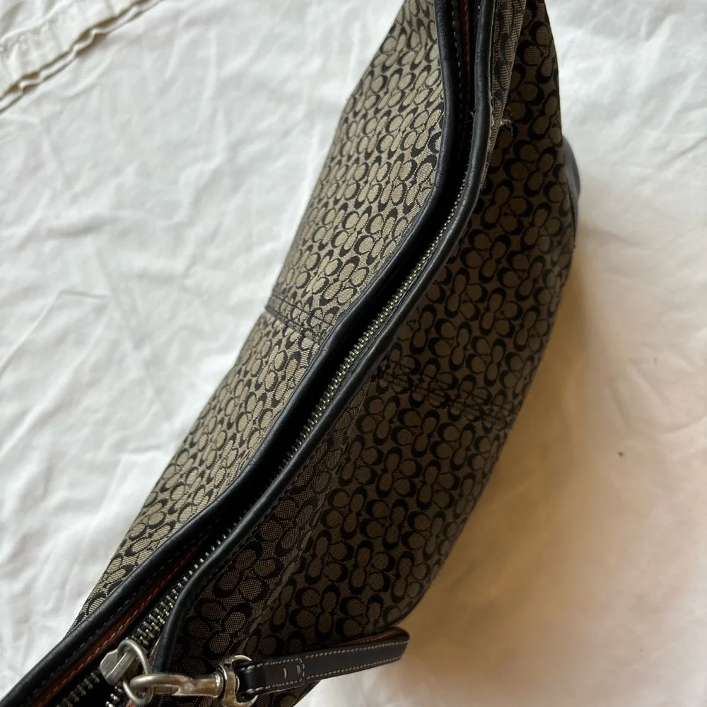 Coach Vintage Signature Black Hobo Bag with signature C’s